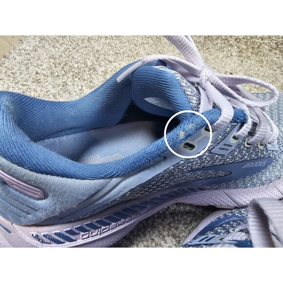 Brooks Ladies 9B Adrenaline GTS 22 Blue Purple/Lilac Running Shoes Gym Sneakers - Picture 12 of 16